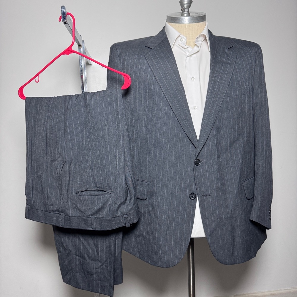 Kingsridge Mens Gray Pinstripe Two Button Suit Set 48R 40W Custom Fabric Vintage